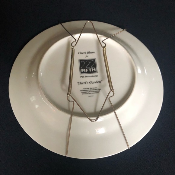 Cheri Bloom “Cheri's Garden” Plate Wall Hanging - Picture 3 of 4